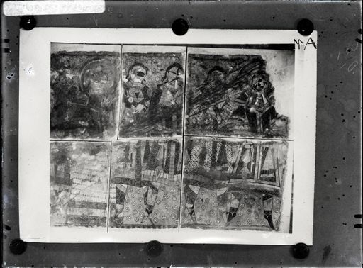 A11: Sechs Malereiplatten mit einer Stifterin und 5 Stiftern in tocharischer Tracht (A_11_III_9020b.jpg)