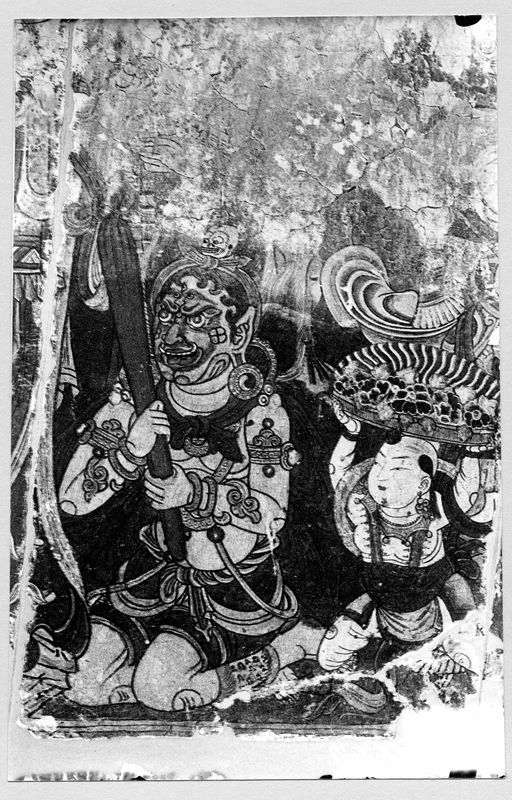 A 44: Szene aus der Erzählung vom Ausritt des Fürsten: kniender Dämon als Begleiter eines Weltenhüters hinter ihm Kind mit Juwelenschale über dem Kopf