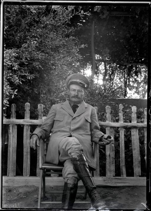B 1077b: Albert von Le Coq, Expeditionsleiter der 2. und 4. Turfanexpedition