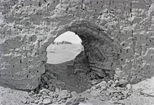 B1188: Gewölbegang, vielleicht Durchblick durch einen Stūpa-Bau (B_1188_Khocho.jpg)