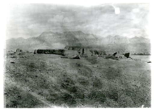 B1193: Die Festung in der Weststadt und umliegende Bauten, dahinter auf der anderen Flussseite die Anlagen der Oststadt (B_1193_pos.jpg)