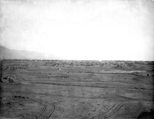 B1278: Panorama-Aufnahme der Tempelstadt, von der westlichen Innenmauer aus gesehen nach Osten hin (B_1278_Khocho_Stadt_von_a_I.jpg)