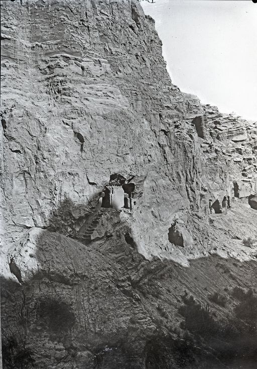 B1310: Felswand mit Höhlen am Ende der Großen Schlucht (B_1310_Kiz_110-118_B_1090.jpg)