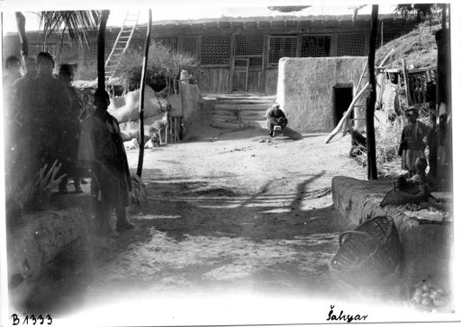 B1333: Haus mit Veranda, Bethaus (?) (B_1333_Sahyar_1906_Bethaeuser_pos.jpg)
