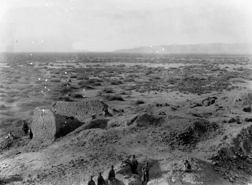 B1351: Panorama der Ausgrabungsstätte und Landschaft (B_1351_Shox.jpg)
