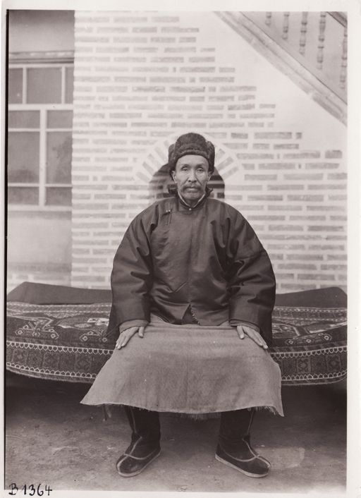 B1364: Mann aus Kucha (Turfan_IV_05_B_1364_Kucha.jpg)