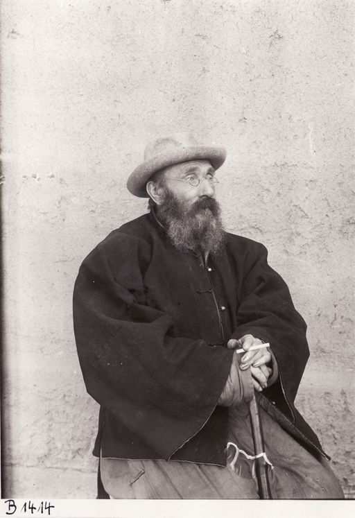 B1414: Pater Hendricks, katholischer Missionar (Turfan_III_41_B_1414_Pater_Hendrix.jpg)