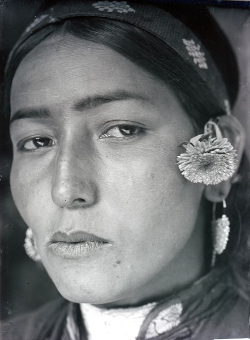 B 1426: Tschong Hashira Khan, Bäuerin