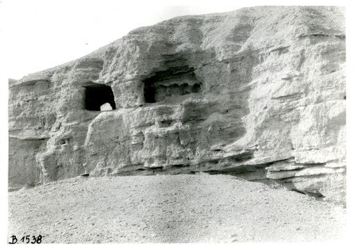 B1538: Höhlenanlage: Klosterhöhlen gegenüber den Kuppelhöhlen (?) (B_1538_pos.jpg)