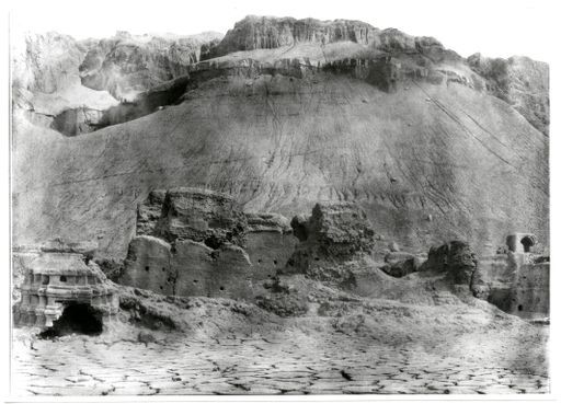B 1605: Cella eines Tempels von W gesehen