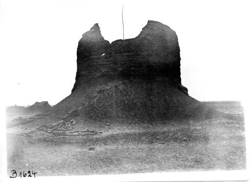 B 1624: Der Große Stūpa von Norden