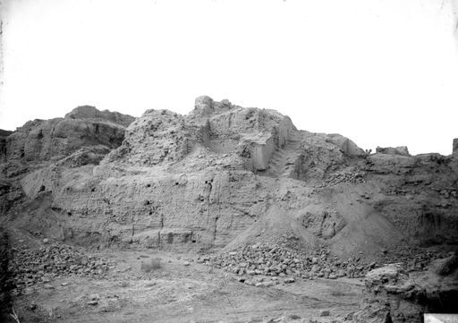 B 1668: Ruine α von Osten