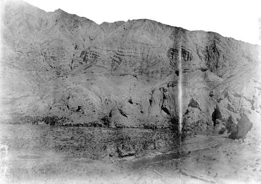 B1808: Bergkette mit westlichster Höhle der Nordgruppe (B_1808_Kir_Nord.jpg)