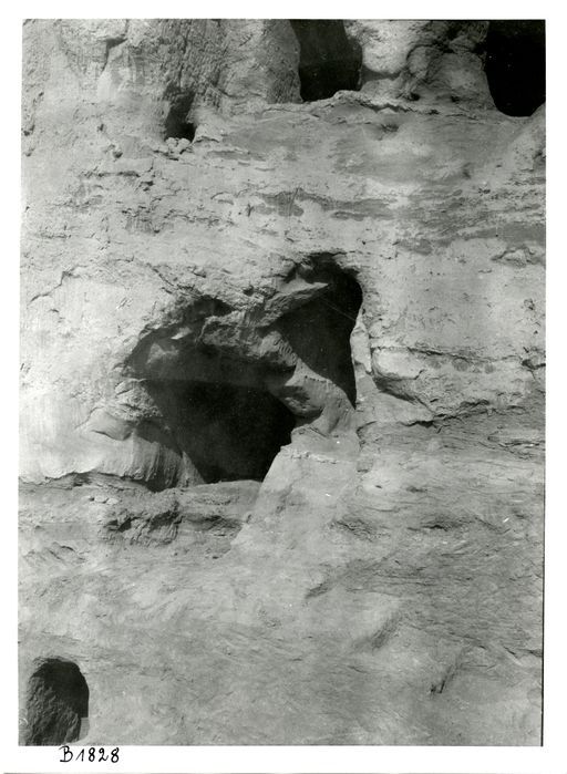 B 1828: Treppenaufgang zu Klosterhöhle