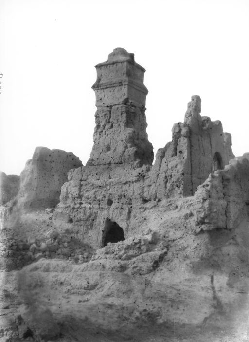 B 963: Gebäudekomplex mit Pfeiler-Stūpa, Blick nach West