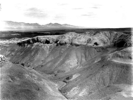 B970: Grabung an einer Höhlenanlage im Tal von Achik Iläk (B_970_Achik_Ilek_2.jpg)