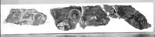 C 102: Rest einer Legendenszene: Ausritt des Bodhisattva