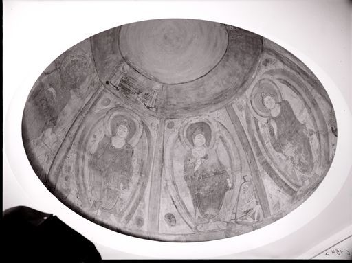 C 154a: Kuppel mit stehenden Buddhas