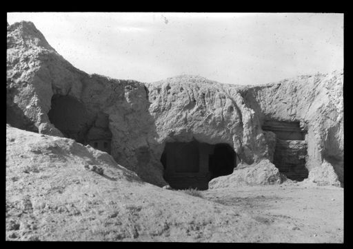 T 126: Mittelgruppe, Tempel im Westen des Tales