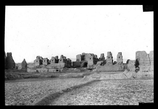 T 148: Der 100 Tempel, Pfeiler-Tempel in der Nordwest-Ecke der Tempelstadt