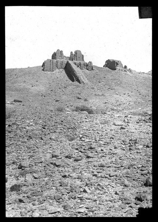 T 181: Buddhistische Tempelruinen v. Süden gesehen