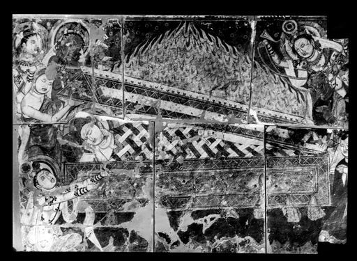 T 216: Verbrennung von Buddhas Leichnam, der in Binden gewickelt in einem Sarg liegt