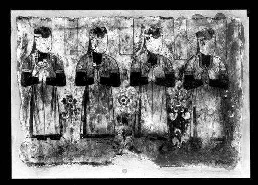 T 260: Stifterinnen, 2 uigurische Damen, mit niedrigen runden Mützen