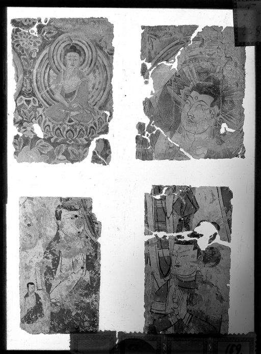 T 288: Vier Wandmalereien entnommen aus den Ruinen eines Tempels: a) sitzender Buddha ; b) Kopf des Buddha ; c) anbetender Stifter ; d) Brustbild einer uigurischen Fürstin