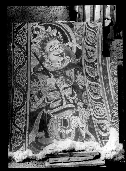 T 298: Detail aus Praṇidhi-Szene Nr. 4: gepanzerter Vjarāpaṇi (einzelne Gemäldeplatte)