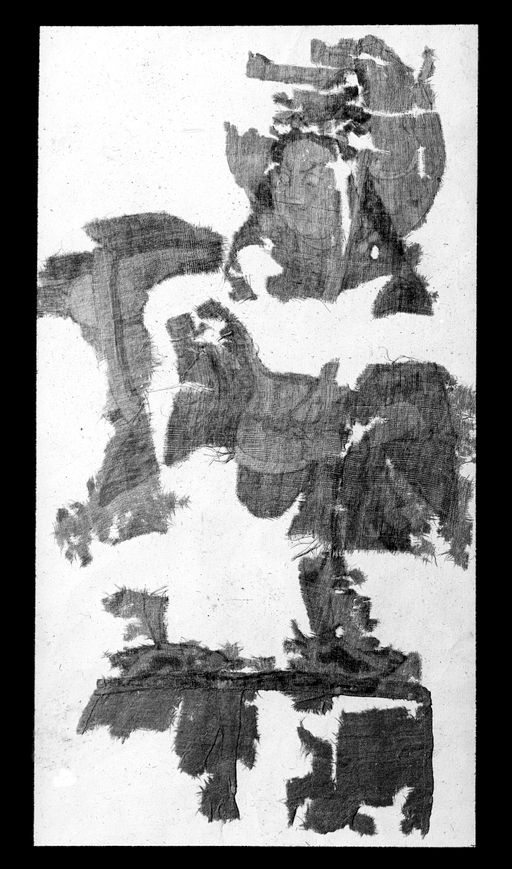 T 306: Fragmente einer Tempelfahne: stehender Lokapāla (?)