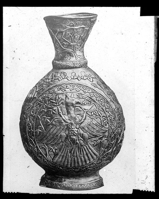 T 339: Vergleichsstück: sassanidische Goldvase, Wiener Museum, Entführung des Ganymedes