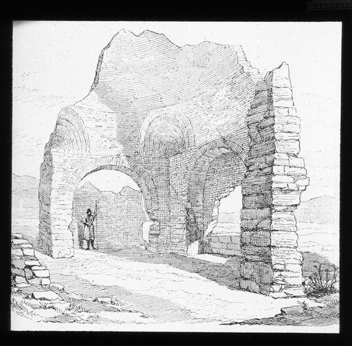 T 379: Vergleichsstück: Ruine eines persischen Kuppelbaues mit besonderer Wölbungen zum Verschluss der offen gebliebenen Ecken. Ferrāš- Ābād. Dieulafoy, L'art antique, tome IV, Fig.57.