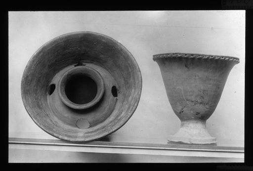 T 400: Räucherwerkgefäß, Ansicht und Einsicht