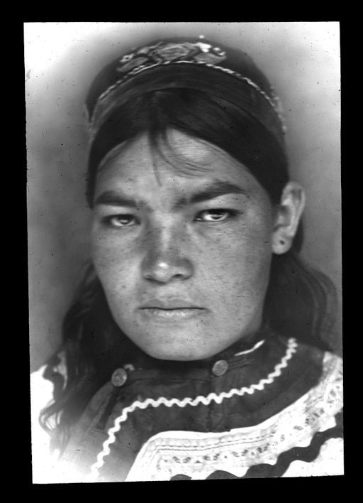 T 55: Bauersfrau Adim Khan; Kopf an face