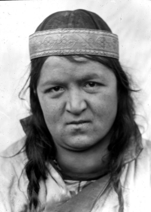 T 59: Kurtisane aus Yarkand Frau ; Kopf en face