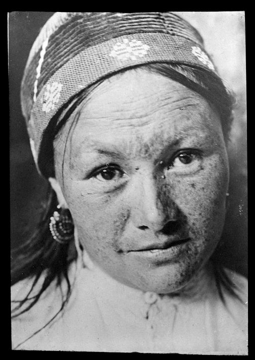 T 627: Khalpa Khan Bäuerin aus Kirish ; Kopf