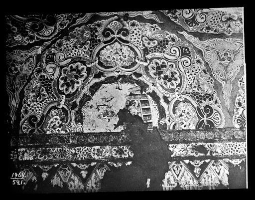 T 685: Blütenrosetten über Blütenfries, Fremdfoto Oldenburg TE 1968-521